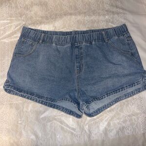 SHEIN Curve Light Blue Jean Shorts